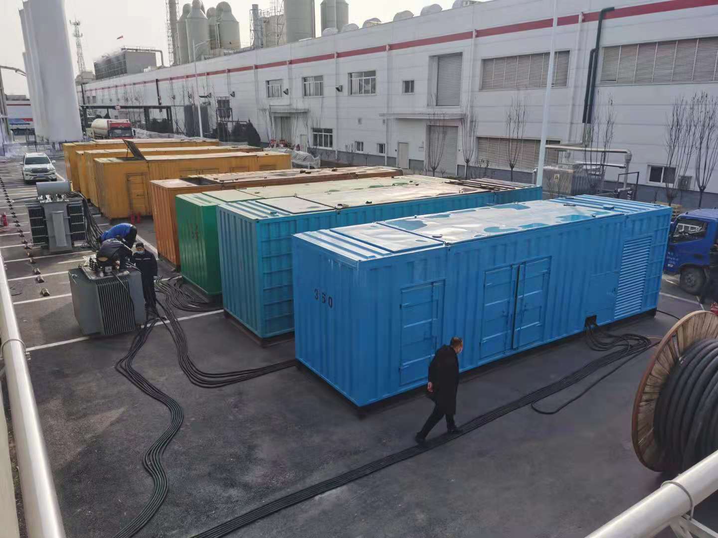 肇东发电机出租-两相发电机与三相发电机有何区别?